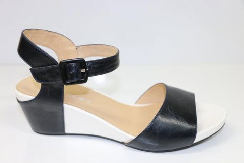 Nathan’s Boutique - Bet 4u 2