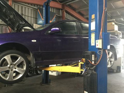 Borg’s Brake & Front End Service - Click Find 3