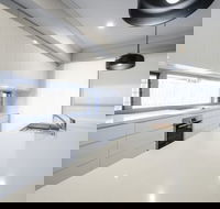 CRJ Designer Homes - Click Find