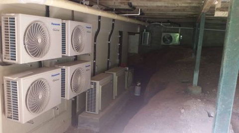 Hall Don–Air Conditioning & Refrigeration Services - Click Find 0