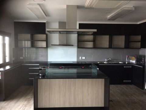 Brett’s Better Kitchens - Click Find 3