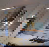 Timbertown Kitchens  Glass - Click Find