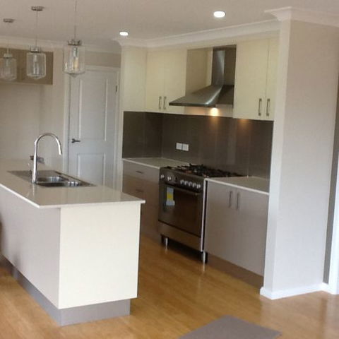 Timbertown Kitchens & Glass - Lavinia 4