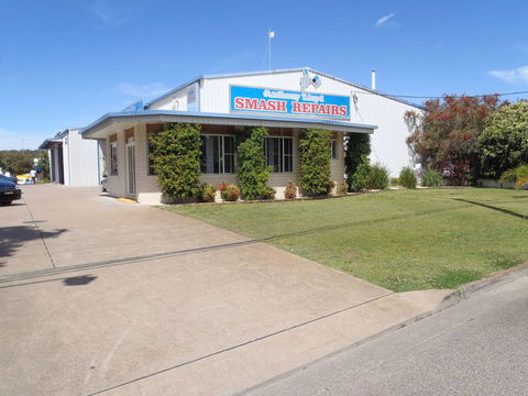 Anthony Lloyd Smash Repairs - Click Find 0