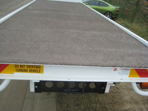 Speedliner–Maximum Strength Spray Liners - Bridge Guide 1