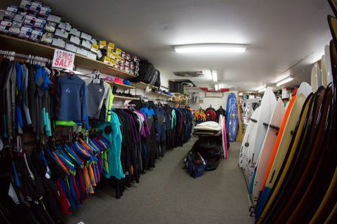 Boarderline Surf School - Click Find 2