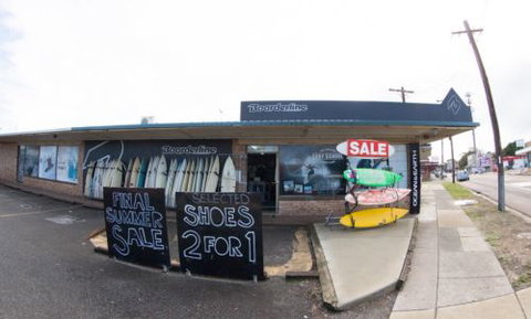 Boarderline Surf & Skate - Click Find 0