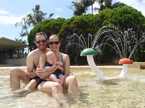 Oasis Pools - Click Find 1