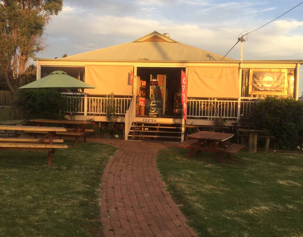 Cafes Coffee Shops Yarraman QLD Bridge Guide
