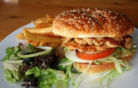 Kimberley Estate Takeaway - Lawyer Find 4