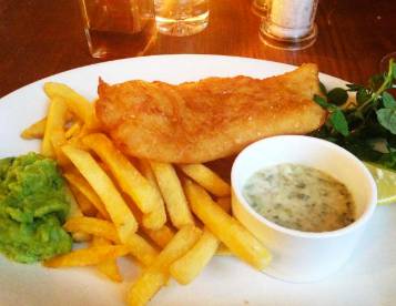 Vella’s Fish Bar Xpress Evans Ave North Mackay - Clickz 3