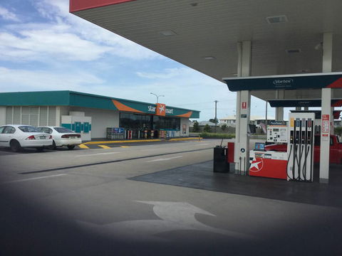 Caltex Paget City Gates - Click Find 1