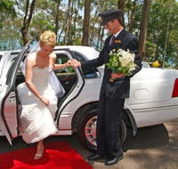Noosa VIP Limousines - Click Find
