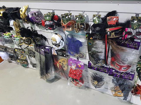 Costumes Galore - Click Find 4
