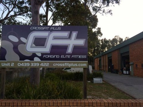 Crossfit Plus - Click Find 4