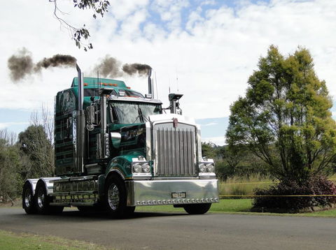 Coastline Haulage - Click Find 1