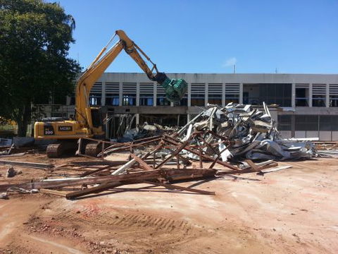 MCE Mark Cundall Earthmoving - Click Find 7
