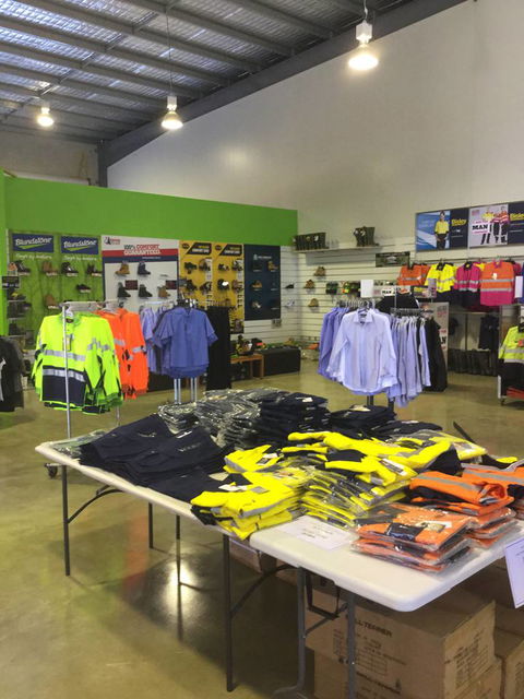 Get Real Workwear & Safety - Click Find 4
