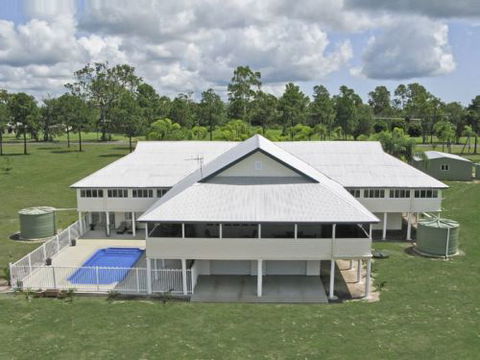 Gin Gin Country Realty - DBD 2
