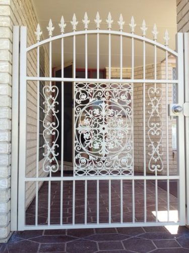 Caloundra Lace & Gates - Click Find 0