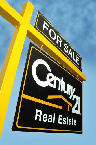 Century 21 Mario Torrisi - Lawyer Find 4