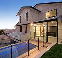 Signature Glass  Aluminium - Lawyer Find