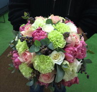 Unanderra Flower Shop - Lawyer Find