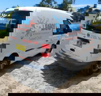Squeaky Window Cleaning - Click Find