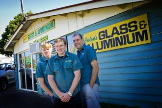 Cooloola Glass & Aluminium - Bet 4u 0
