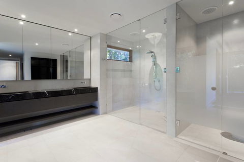 Clymax Glass & Showers Pty Ltd - Click Find 1
