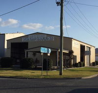 Bent Street Windscreens - Click Find