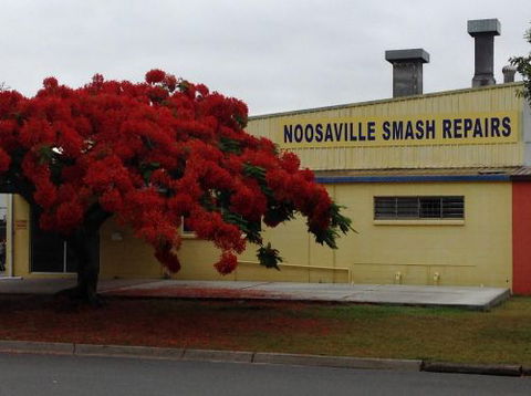 A-A-A Noosaville Smash Repairs - Click Find 0