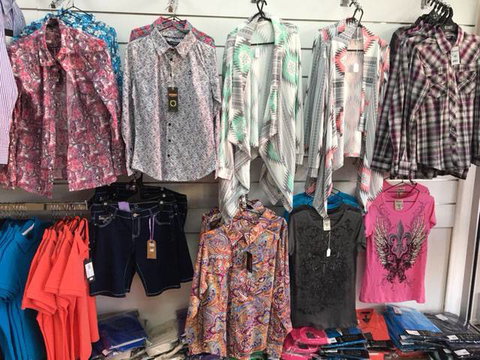 Goldburgs Outfitters - Click Find 3