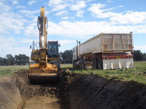 A1 Earthworx Mining And Civil - Lavinia 0
