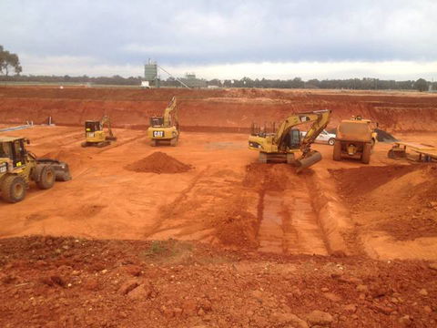 A1 Earthworx Mining And Civil - Lavinia 7
