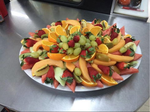 Vella’s Foodstore Catering - Click Find 1