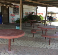 Daves Diner - Lavinia