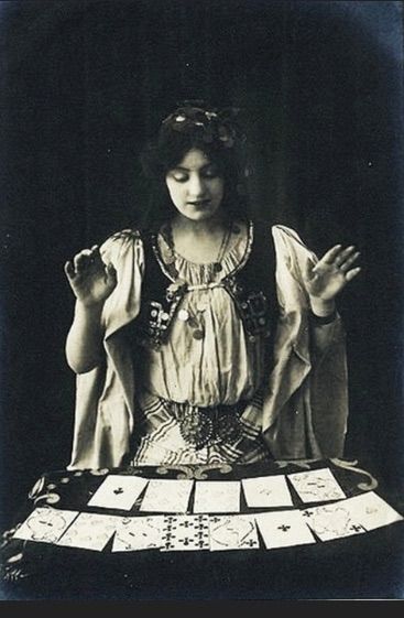 The Crystal Kingdom Psychic/Spiritual Readings - DBD 4