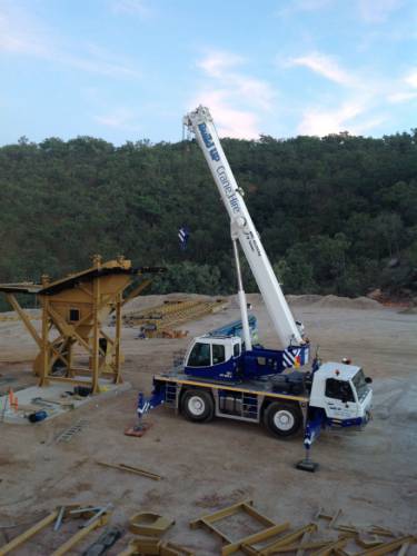 Build Up Crane Hire Pty Ltd - Click Find 4