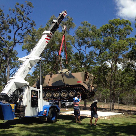 Wide Bay Crane Hire - DBD 3