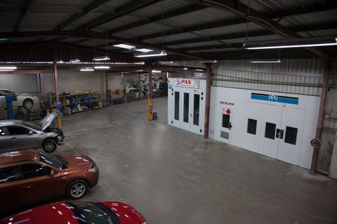 Kosmo Smash Repairs - Click Find 1