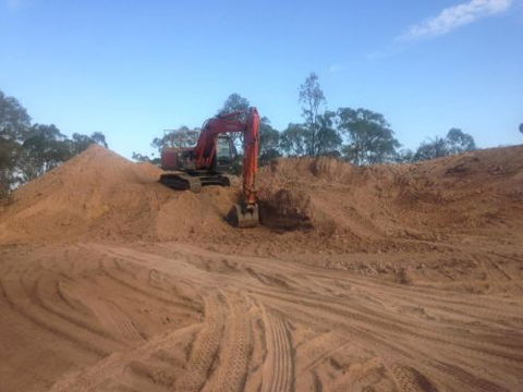 Greg Thompson Earthmoving - Click Find 0