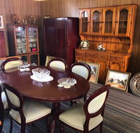 Paraphernalia Antiques  Collectables - Click Find