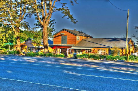 The Flaxton Barn - Click Find 3