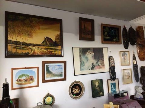Rockin Relics Antiques Barn - Lawyer Find 2