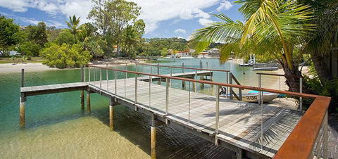 Caribbean Noosa Apartments - Bridge Guide 0