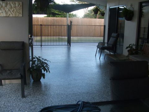 Flake Flooring Mackay - Click Find 0