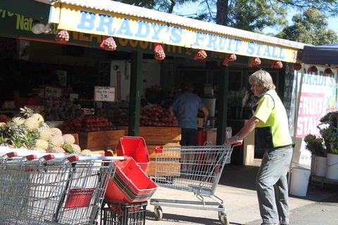 Bradys Fruit - Local Finder 4
