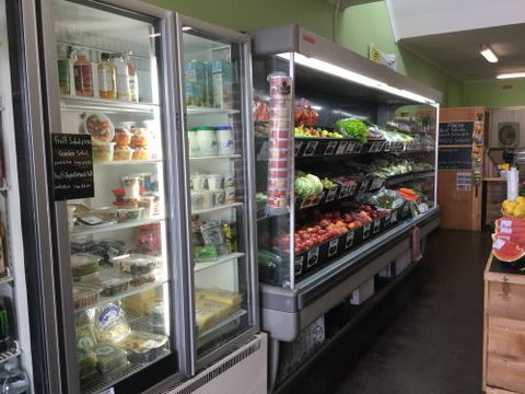 Perry’s Fruit Shop Tuncurry - Lawyer Find 1