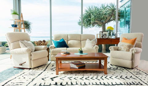 Davies Furniture Court - Click Find 1